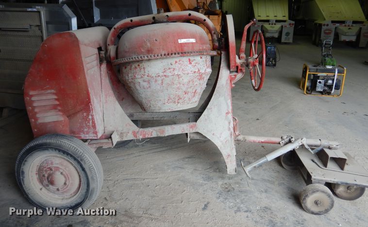 image for item JJ9856 Concrete mixer