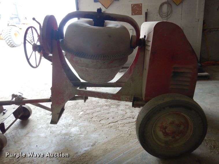 image for item JJ9856 Concrete mixer