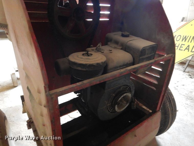 image for item JJ9856 Concrete mixer