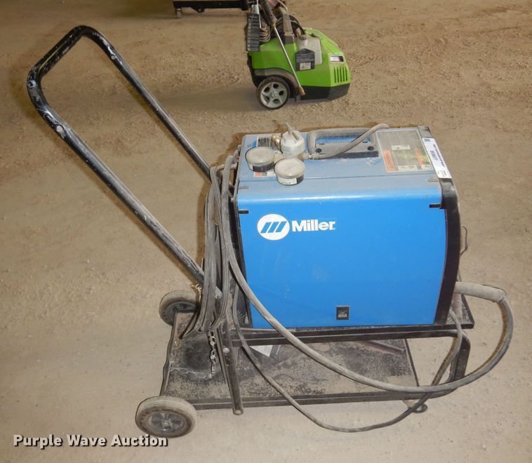 image for item JJ9858 Miller Millermatic 140  welder