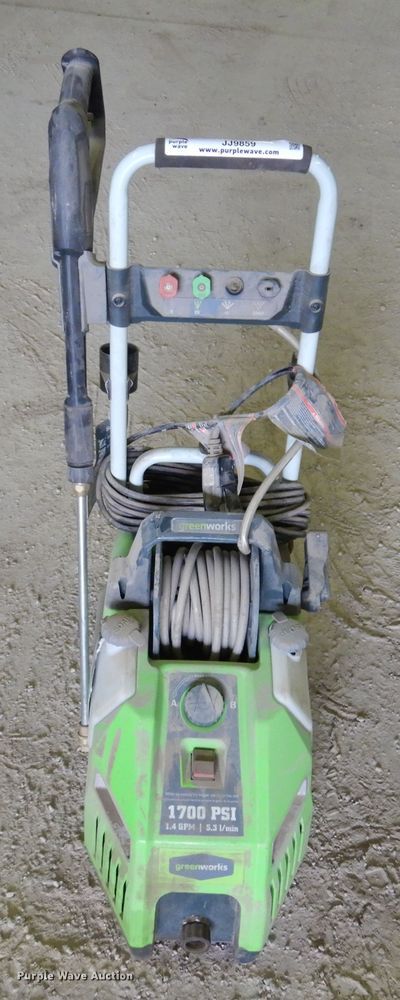 image for item JJ9859 Greenworks  pressure washer