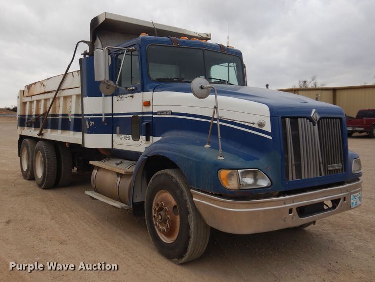 image for item JJ9862 1998 International 9400  dump truck
