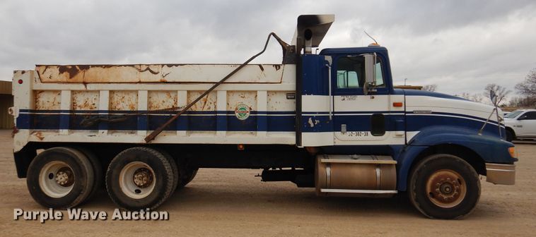 image for item JJ9862 1998 International 9400  dump truck