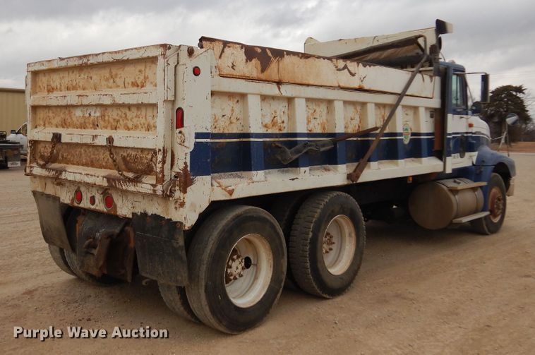 image for item JJ9862 1998 International 9400  dump truck