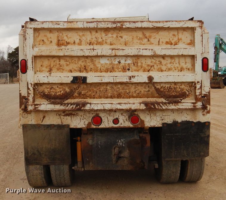 image for item JJ9862 1998 International 9400  dump truck