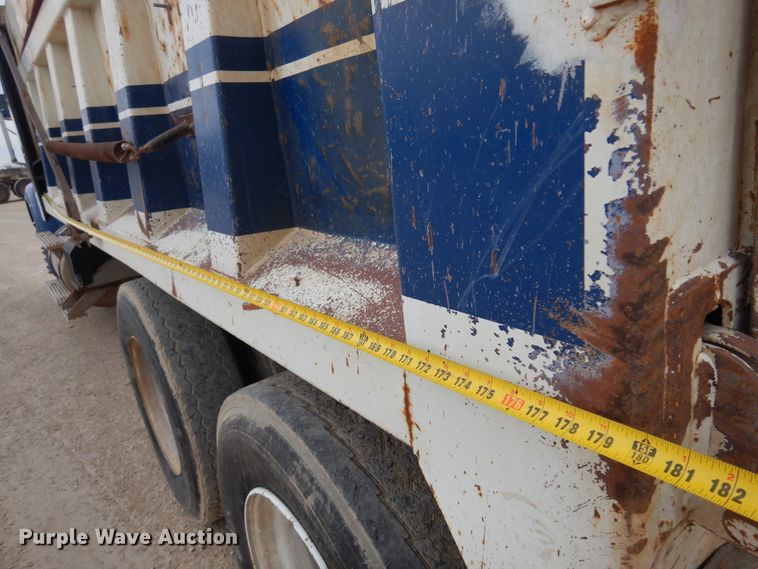 image for item JJ9862 1998 International 9400  dump truck