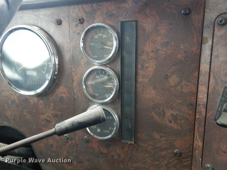 image for item JJ9862 1998 International 9400  dump truck