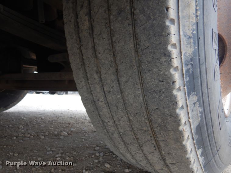 image for item JJ9862 1998 International 9400  dump truck