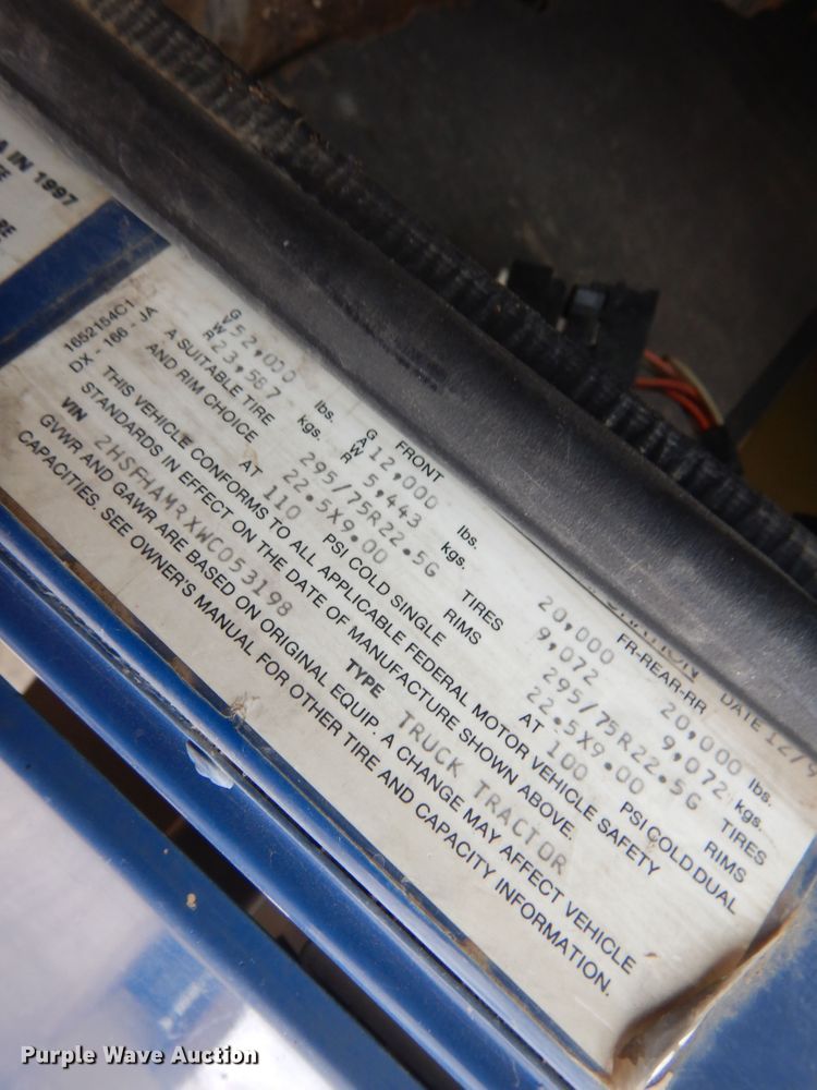 image for item JJ9862 1998 International 9400  dump truck