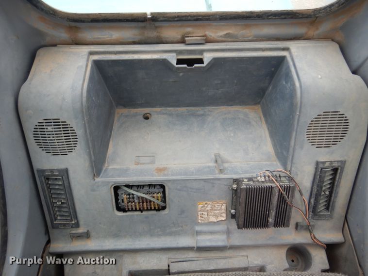 image for item JJ9866 Kobelco SK200  excavator