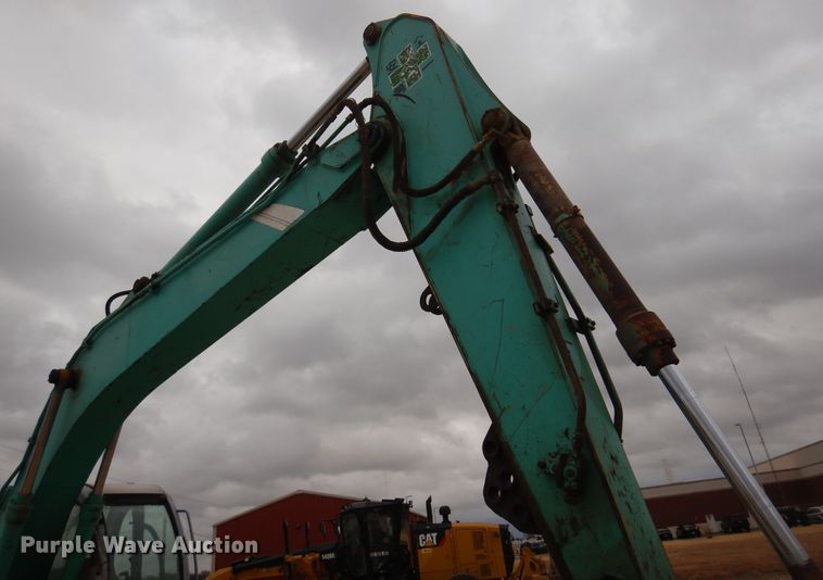 image for item JJ9866 Kobelco SK200  excavator
