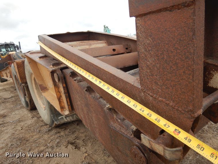 image for item JJ9867 1977 Transport CR25XF  equipment trailer