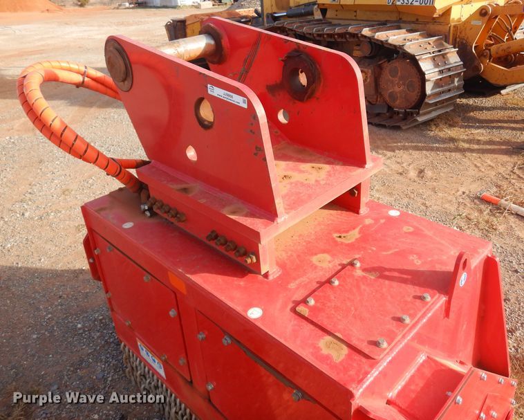 image for item JJ9868 Fecon excavator mulcher