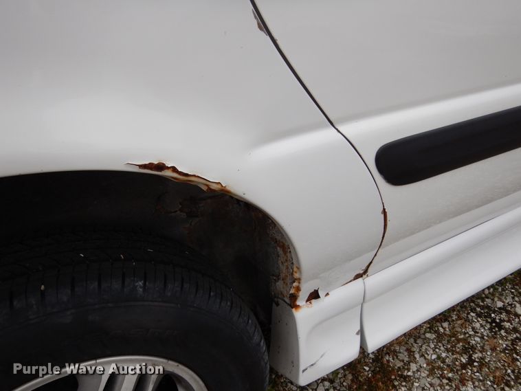 image for item JK9853 2003 Chevrolet Venture  van