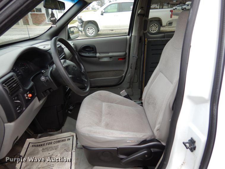 image for item JK9853 2003 Chevrolet Venture  van