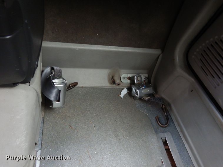 image for item JK9853 2003 Chevrolet Venture  van