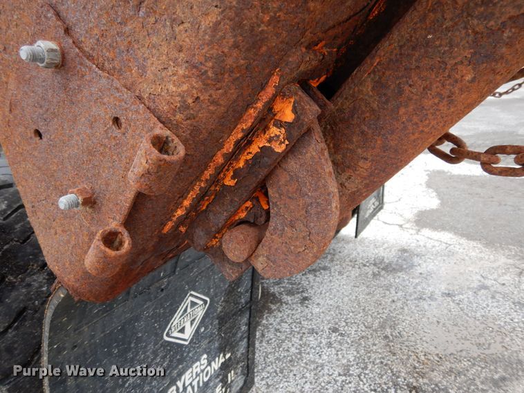 image for item JK9854 2002 International 4900  dump truck