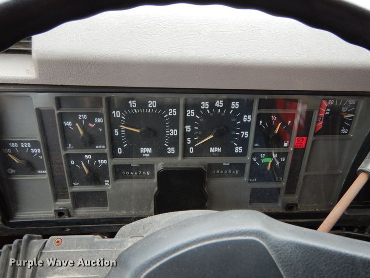 image for item JK9854 2002 International 4900  dump truck