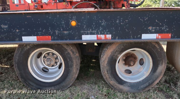 image for item JP9316 2007 Overbilt  tilt deck equipment trailer