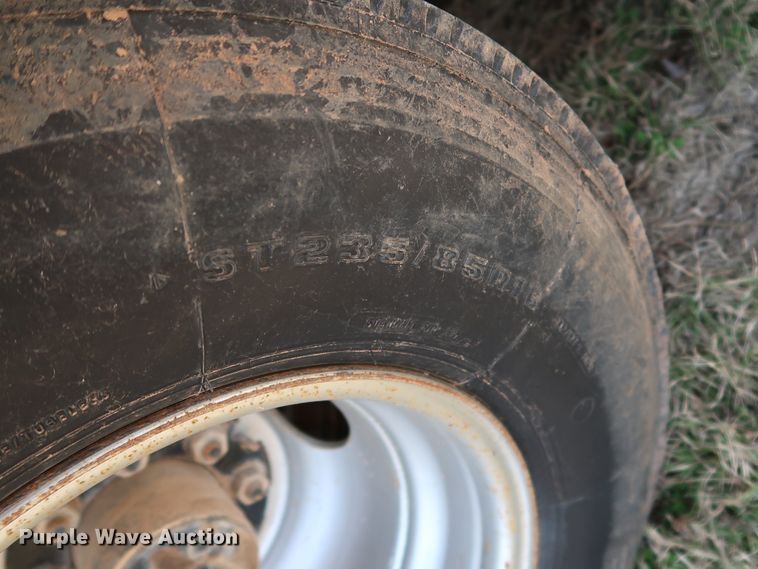 image for item JP9316 2007 Overbilt  tilt deck equipment trailer