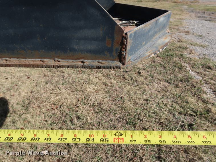 image for item JP9316 2007 Overbilt  tilt deck equipment trailer