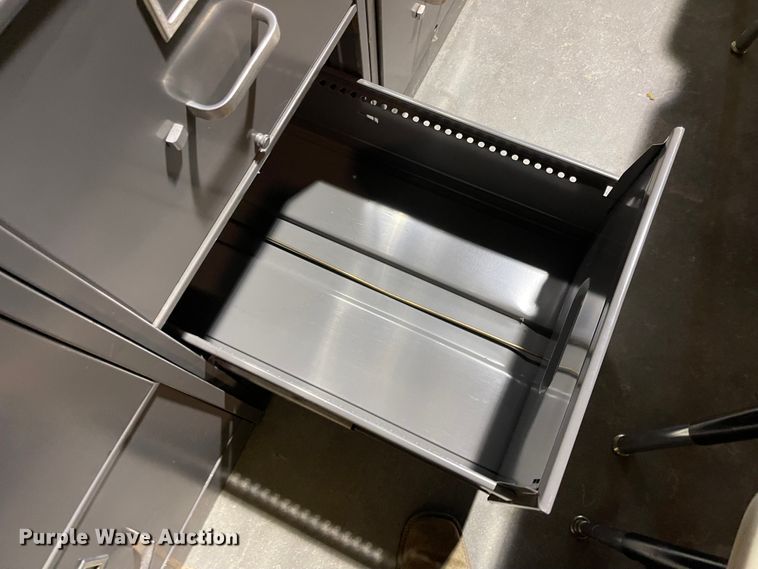 image for item JS9284 (5) filing cabinets