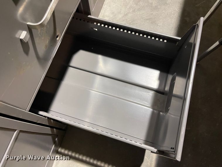 image for item JS9284 (5) filing cabinets