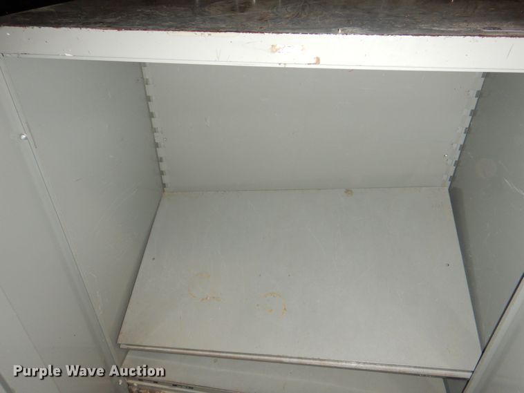 image for item JS9289 (3) charging stations