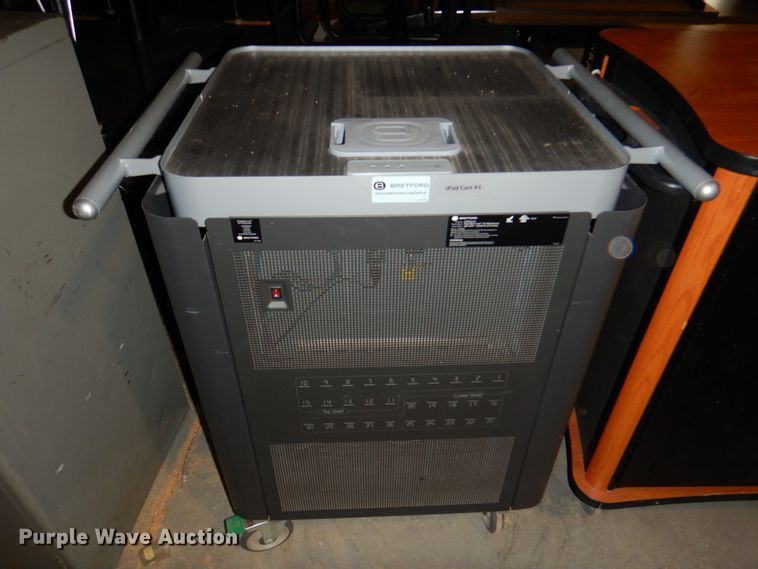 image for item JS9289 (3) charging stations