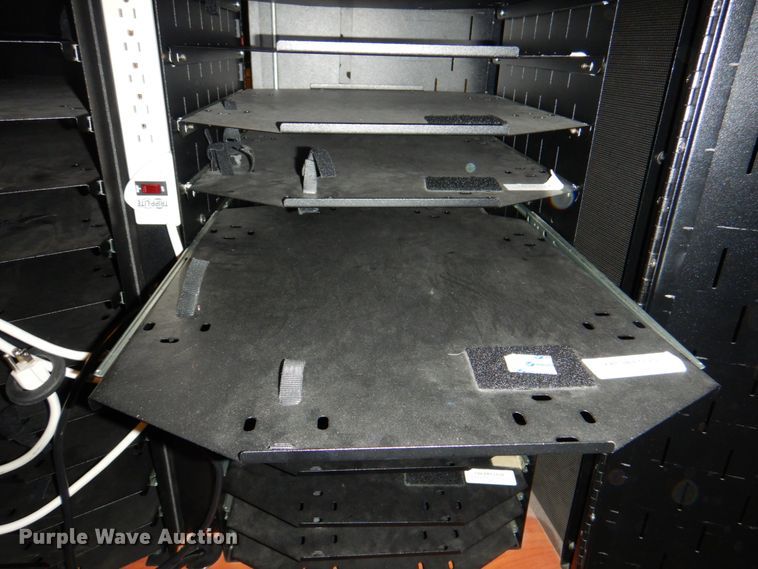 image for item JS9289 (3) charging stations