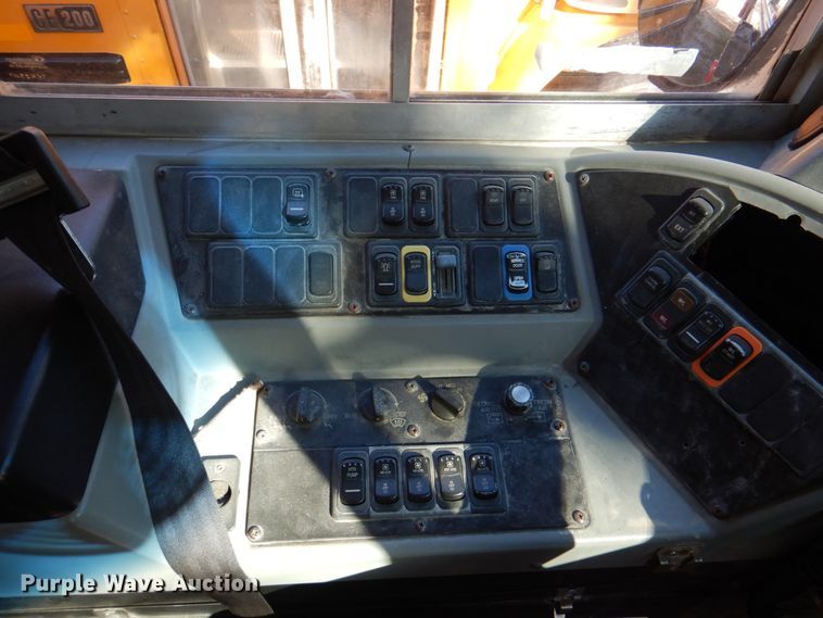 image for item JS9294 2008 Blue Bird Vision  school bus