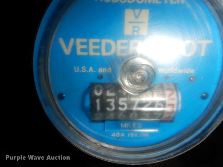 image for item JS9301 2004 Gillig G29B102N4  transit bus