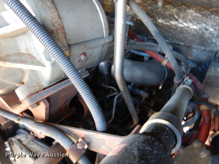 image for item JS9301 2004 Gillig G29B102N4  transit bus