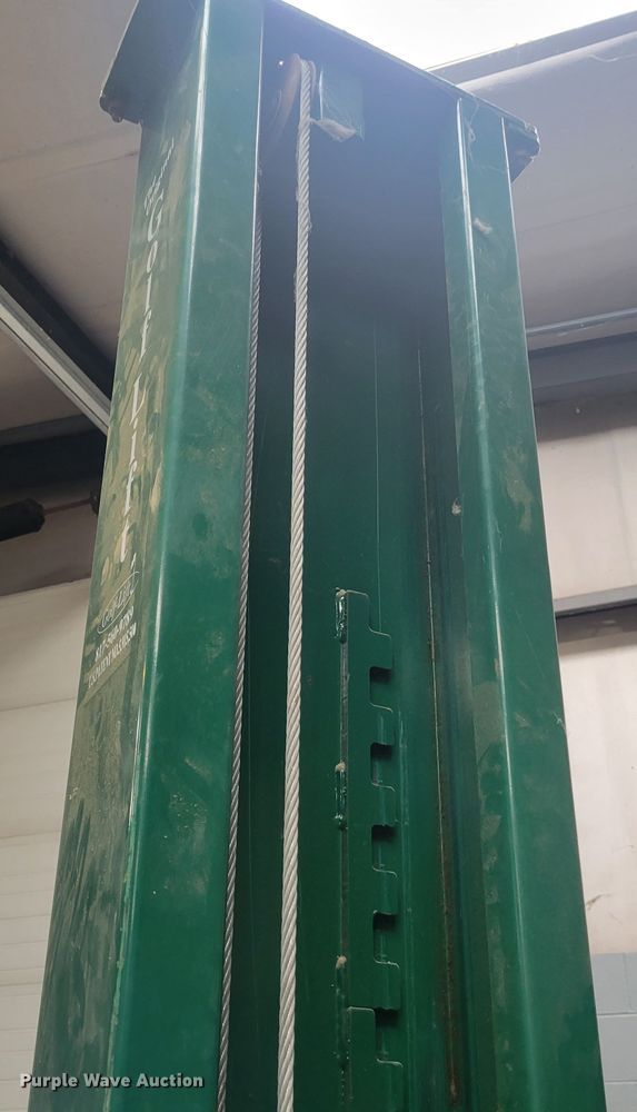 image for item KH9916 Golf-Lift GL9PYGRG  two post automotive lift