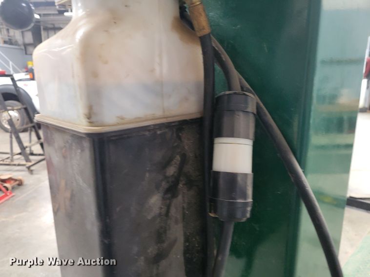 image for item KH9916 Golf-Lift GL9PYGRG  two post automotive lift