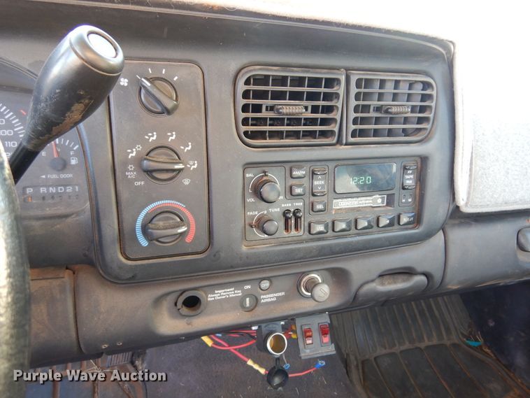 image for item KJ9460 1999 Dodge Dakota  pickup truck