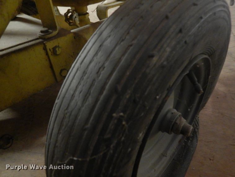 image for item KJ9466 MB 5-10 paint striper