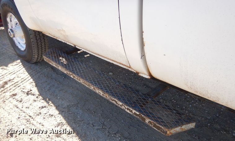 image for item KO9014 1985 Chevrolet D30  pickup truck