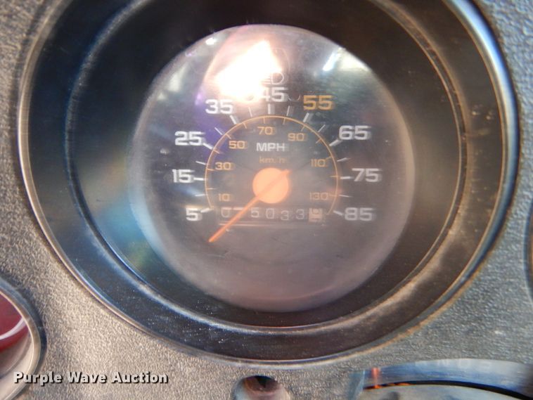 image for item KO9014 1985 Chevrolet D30  pickup truck