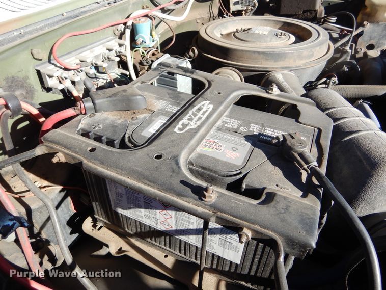 image for item KO9014 1985 Chevrolet D30  pickup truck