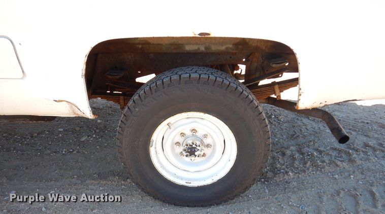 image for item KO9014 1985 Chevrolet D30  pickup truck