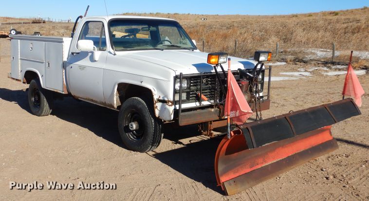 image for item KO9015 1985 Chevrolet D30  utility bed pickup truck