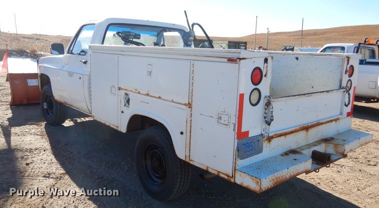 image for item KO9015 1985 Chevrolet D30  utility bed pickup truck