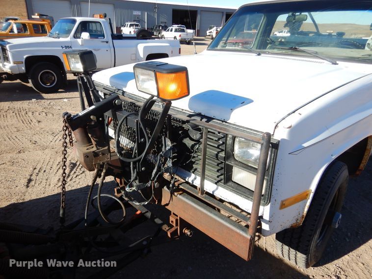 image for item KO9015 1985 Chevrolet D30  utility bed pickup truck