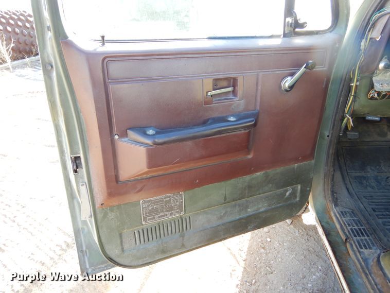 image for item KO9015 1985 Chevrolet D30  utility bed pickup truck