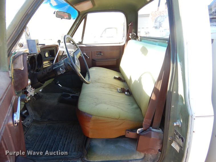 image for item KO9015 1985 Chevrolet D30  utility bed pickup truck