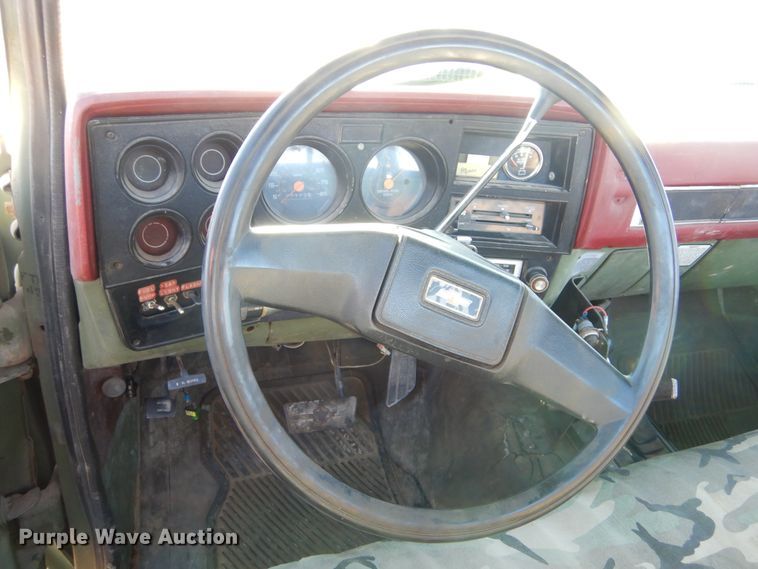 image for item KO9017 1984 Chevrolet D30  pickup truck