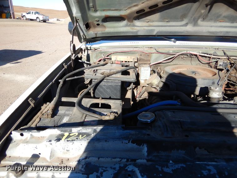 image for item KO9017 1984 Chevrolet D30  pickup truck