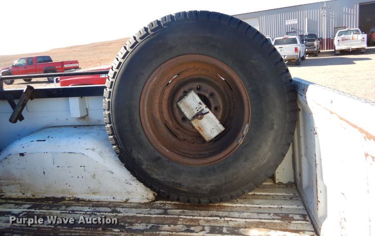 image for item KO9017 1984 Chevrolet D30  pickup truck