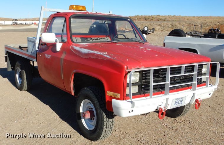 image for item KO9018 1984 Chevrolet D30  flatbed pickup truck